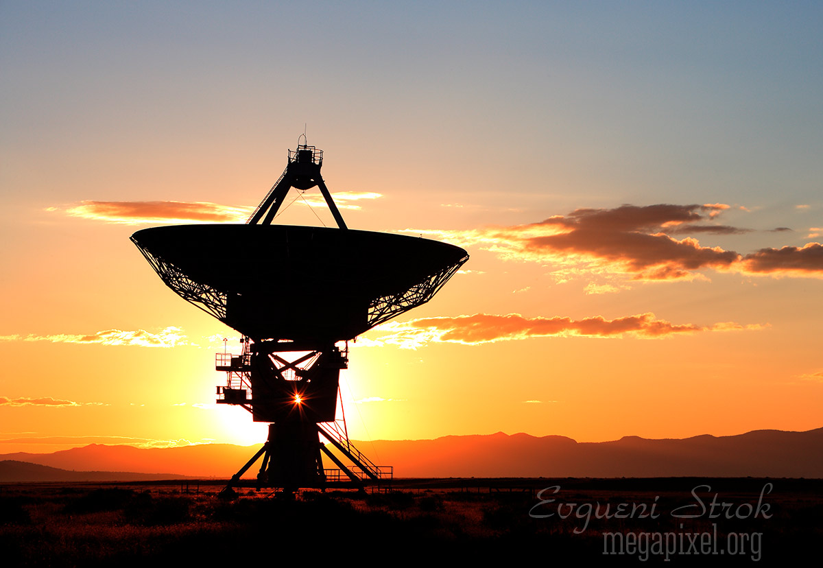 Sunrise at the very large array Radio telescope. New Mexico 